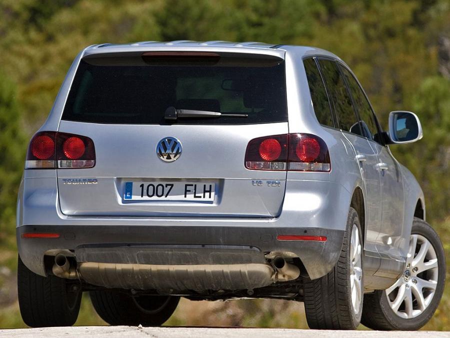  Volkswagen Touareg V6 TDi 2007 года  (фото 14 из 26)
